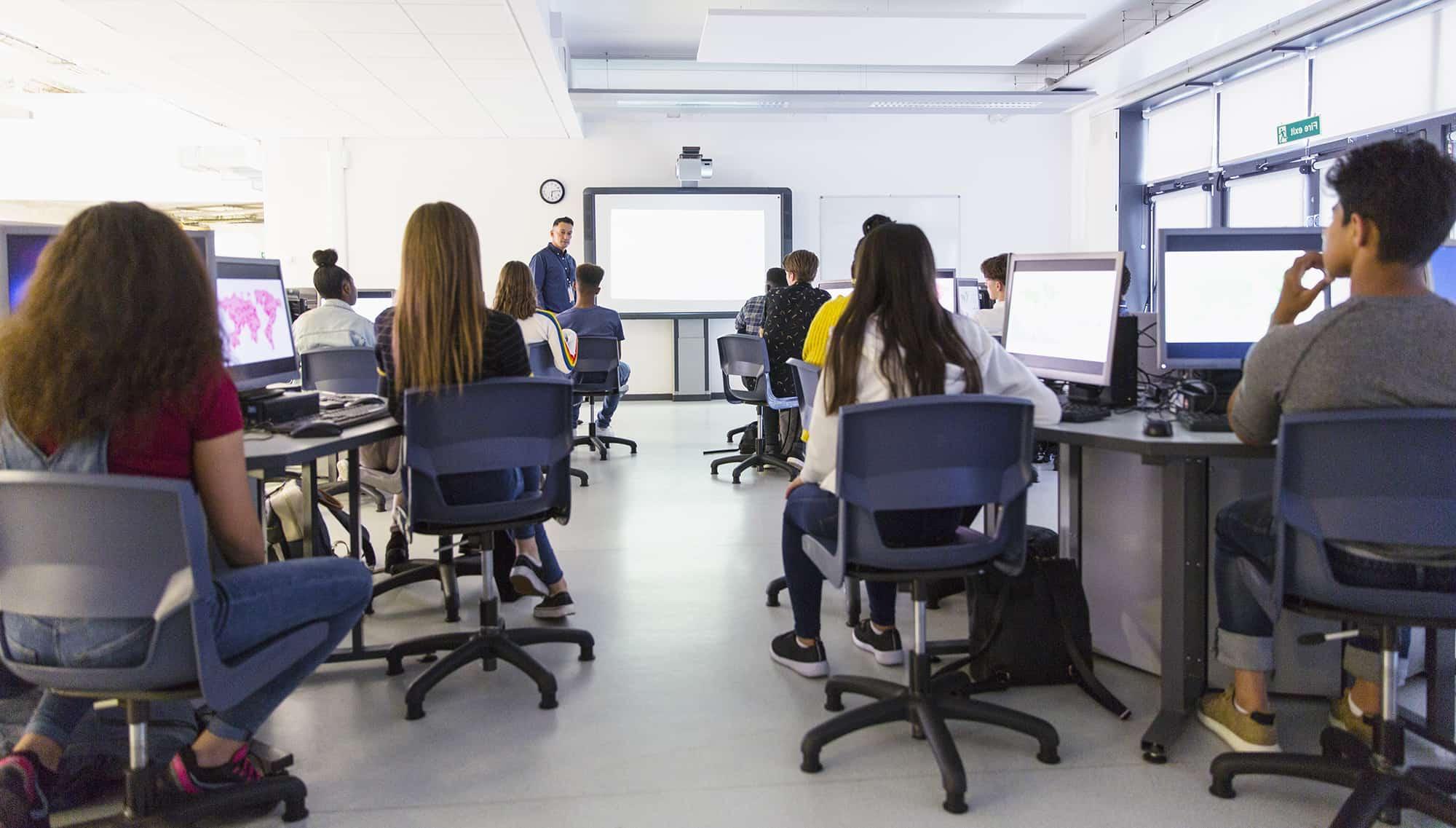 Instructor giving a presentation to the class.